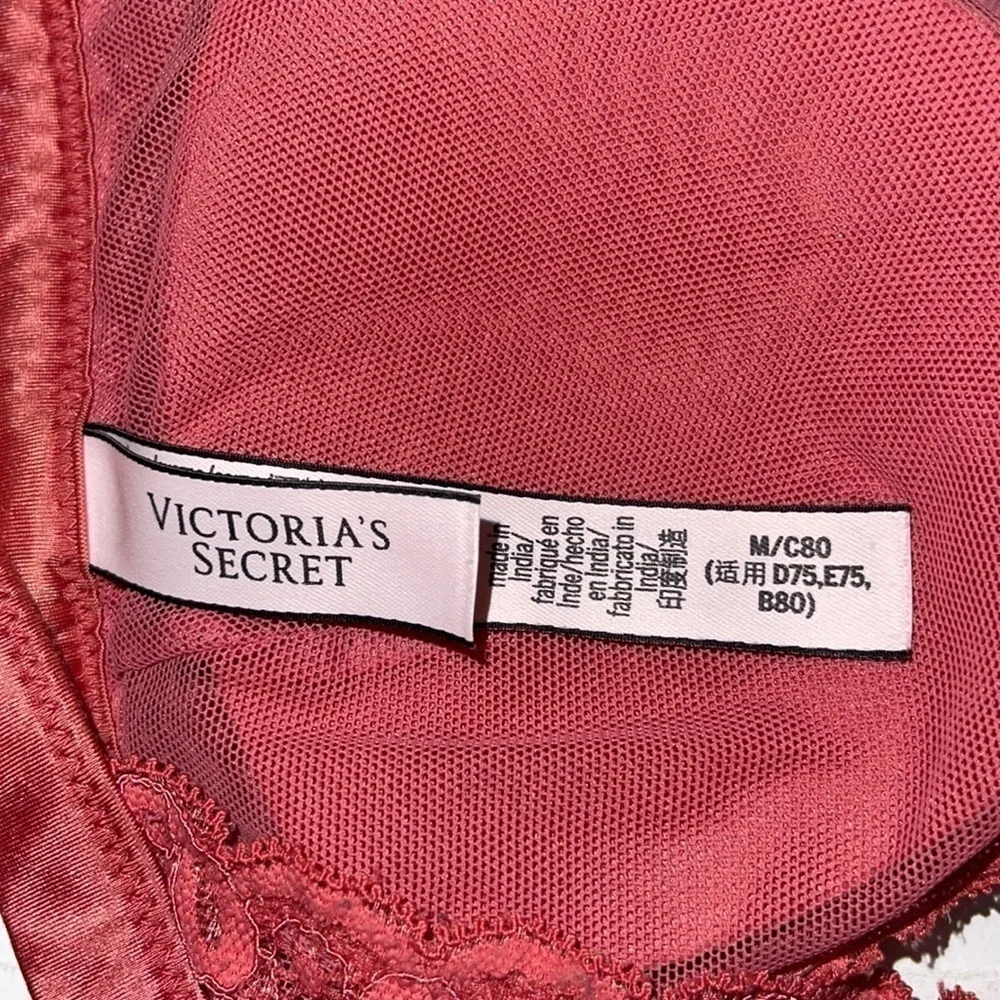 Victoria’s Secret Coral Floral Lace Lightly Padded Bralette